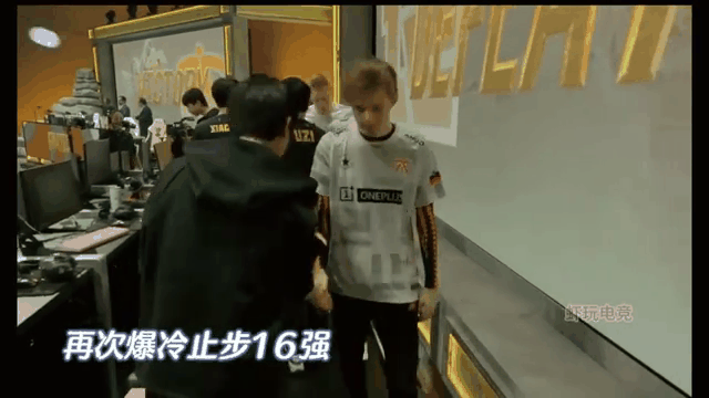 关于Uzi回归赛场，爆冷首场状态亮眼，热火观众沸腾！的信息