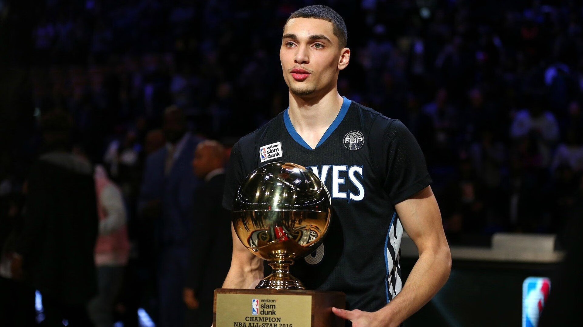 塔图姆复出首秀出彩，拜仁慕尼黑主场爆冷本菲卡，豪取8连胜